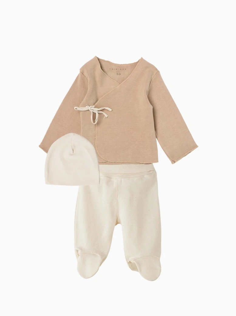 truecotton newborn outfit footed pants · tan tone, undyed